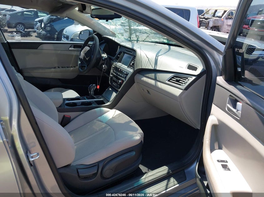 2016 HYUNDAI SONATA VIN: 5NPE24AF8GH402114