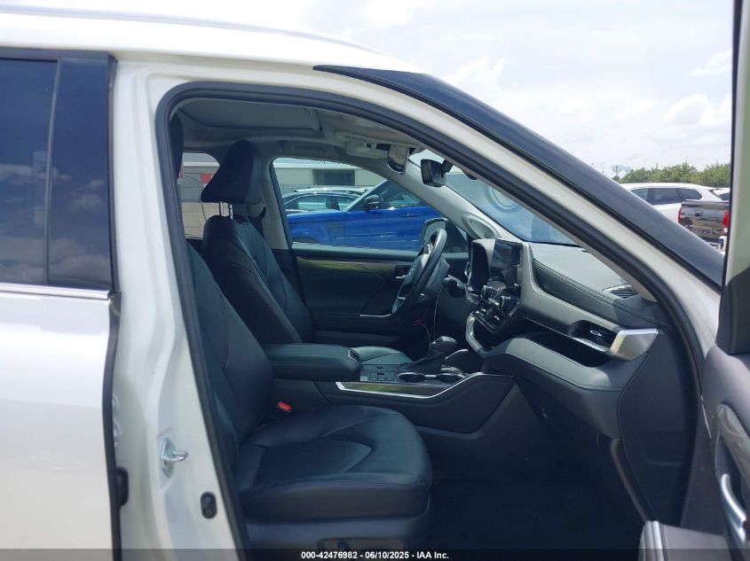 2023 Toyota Highlander - 5TDKDRAH4PS032141