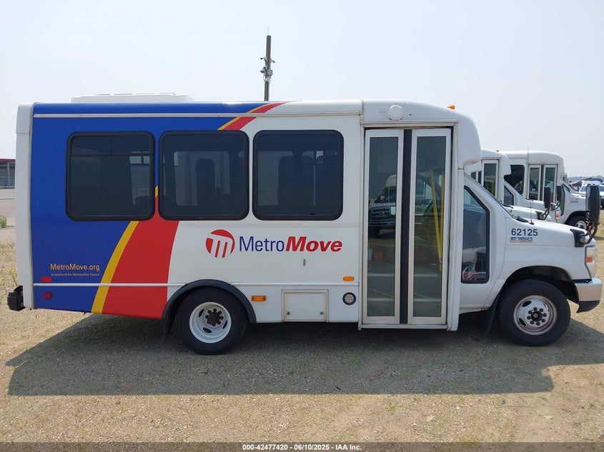 2018 Ford E-350 Cutaway VIN: 1FDEE3FS5JDC33167 Lot: 42477420