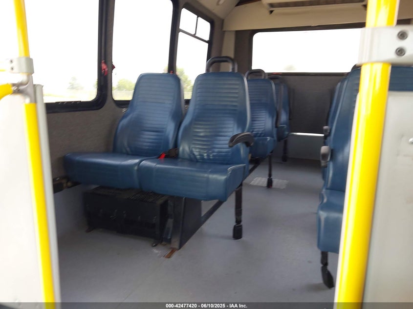 2018 Ford E-350 Cutaway VIN: 1FDEE3FS5JDC33167 Lot: 42477420