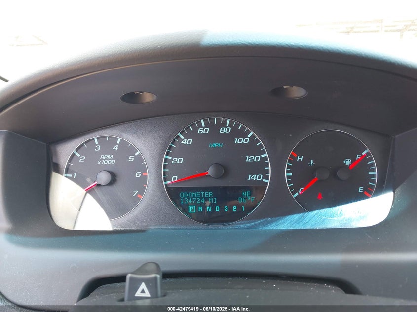 2010 CHEVROLET IMPALA VIN: 2G1WC5EM3A1243844