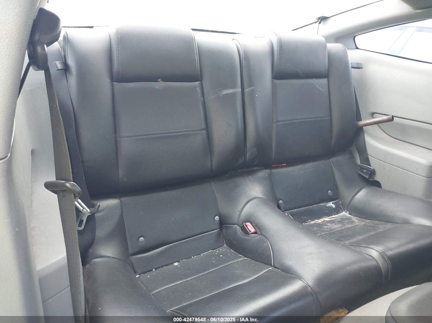 2005 Ford Mustang V6 Deluxe/V6 Premium VIN: 1ZVFT80N855139652 Lot: 42479548