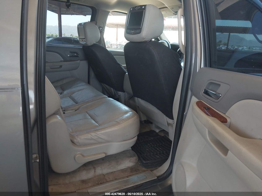 2007 GMC YUKON XL 1500 VIN: 1GKFC16J37J311163