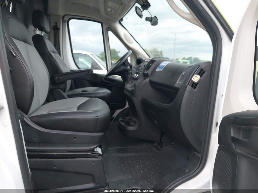 2018 Ram Promaster 1500 High Roof 136 Wb VIN: 3C6TRVBG7JE132411 Lot: 42480361