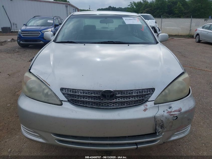 2004 Toyota Camry Le VIN: 4T1BE32K54U858228 Lot: 42480707