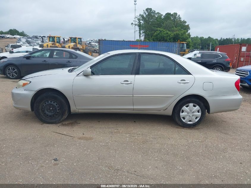 2004 Toyota Camry Le VIN: 4T1BE32K54U858228 Lot: 42480707