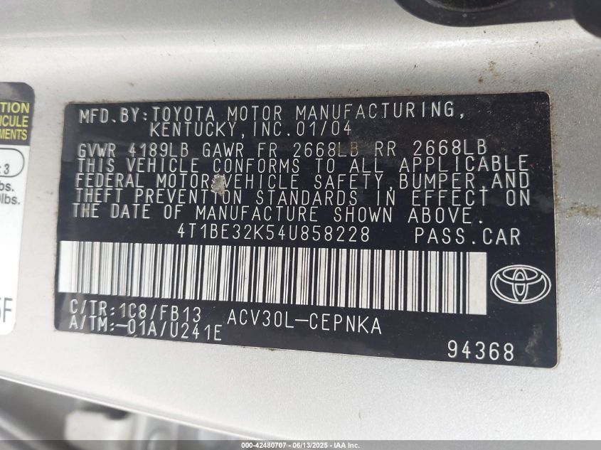 2004 Toyota Camry Le VIN: 4T1BE32K54U858228 Lot: 42480707