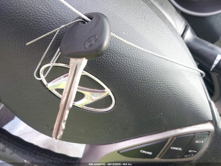 2013 HYUNDAI ELANTRA LIMITED - KMHDH4AE1DU962474