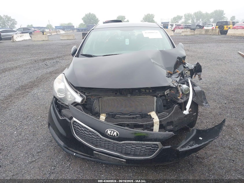 2016 KIA FORTE LX - KNAFK4A65G5475085