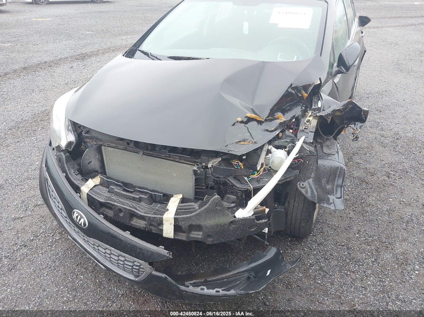 2016 KIA FORTE LX - KNAFK4A65G5475085