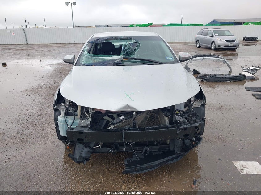 VIN 4T1BK1EB2JU279914 2018 TOYOTA AVALON XLE