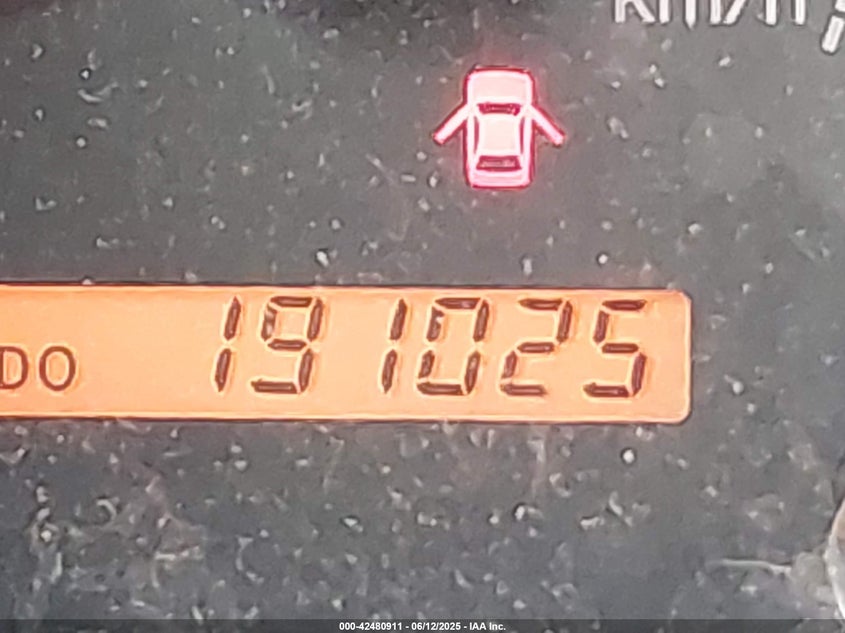 2008 Toyota Tundra Sr5 5.7L V8 VIN: 5TBDV54198S518287 Lot: 42480911