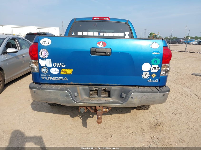 2008 Toyota Tundra Sr5 5.7L V8 VIN: 5TBDV54198S518287 Lot: 42480911