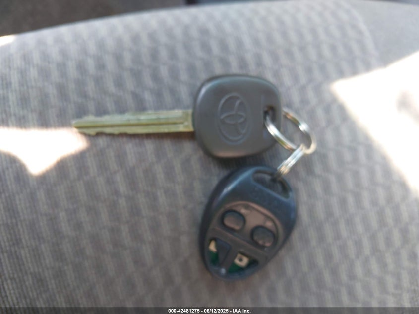 2006 Toyota Corolla Le VIN: 2T1BR32E76C695553 Lot: 42481275