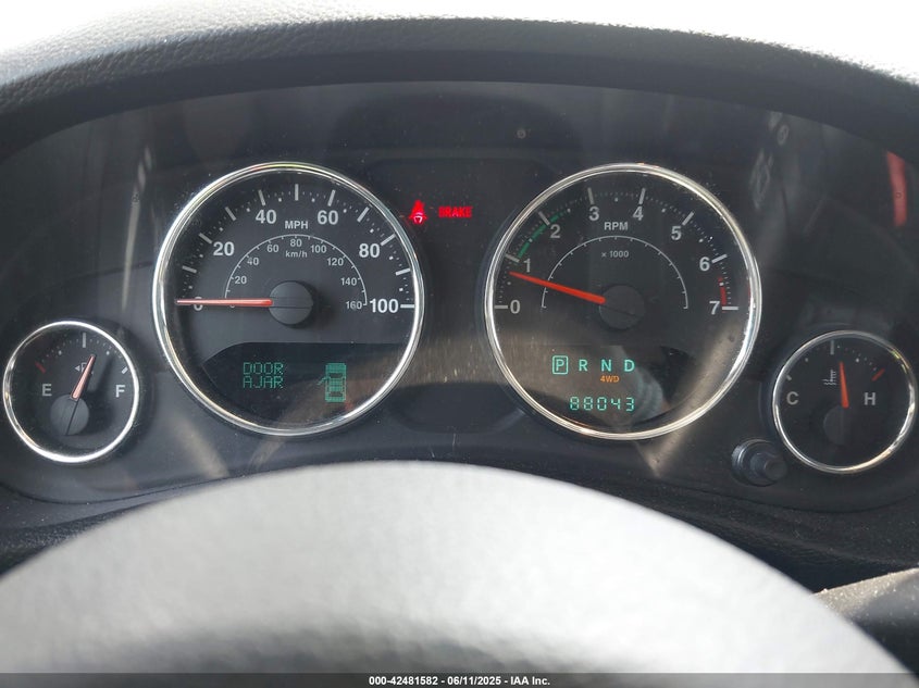 2014 JEEP WRANGLER UNLIMITED SAHARA - 1C4BJWEG1EL224771