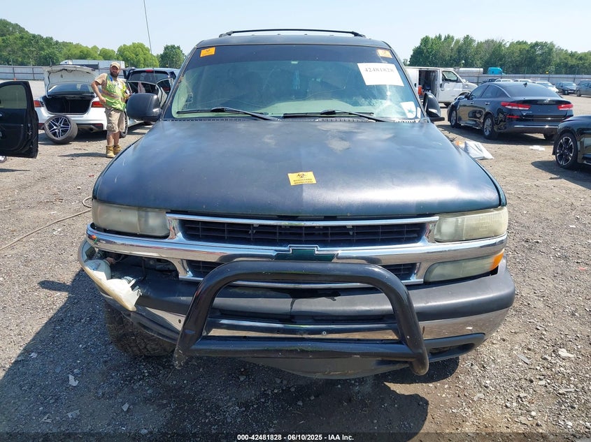 2001 Chevrolet Tahoe Ls VIN: 1GNEK13T01R150190 Lot: 43819268