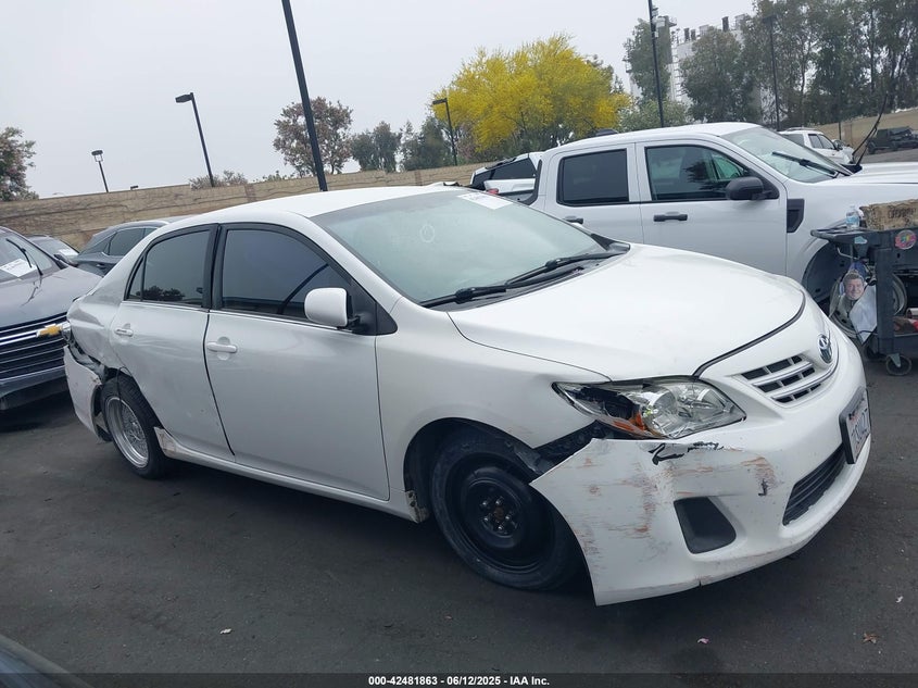 2013 TOYOTA COROLLA LE - JTDBU4EE7DJ121956