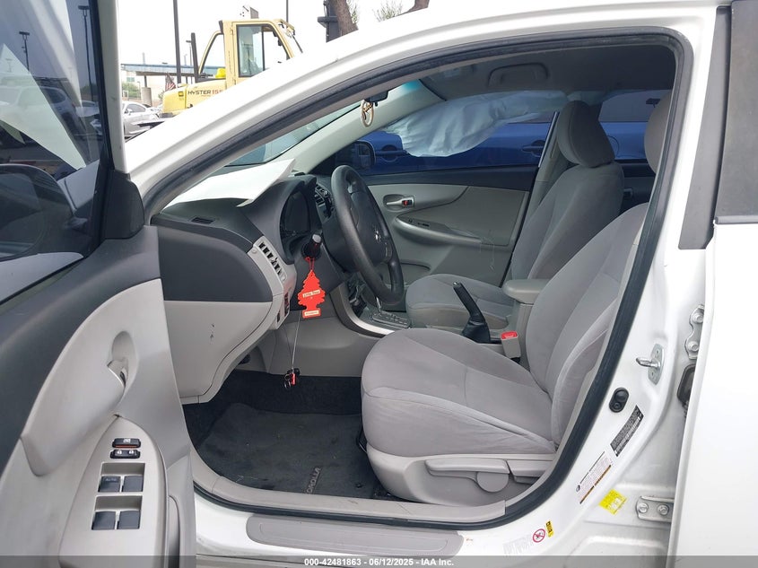 2013 TOYOTA COROLLA LE - JTDBU4EE7DJ121956