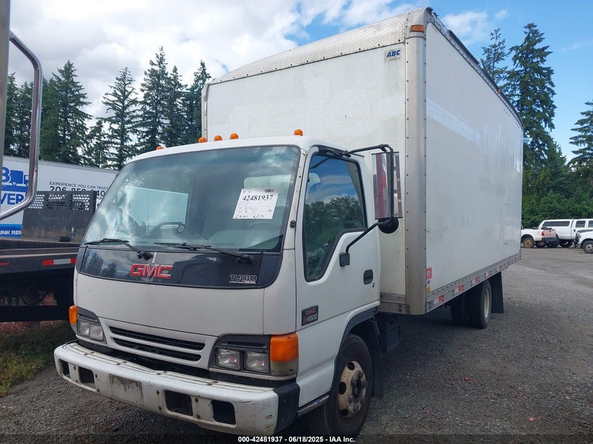 2004 GMC W4S042 W4500 Dsl Reg null van diesel J8DC4B14447001212 photo #3