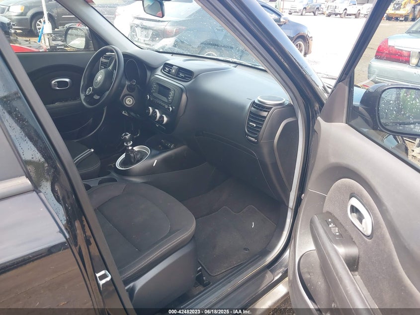 2016 KIA SOUL - KNDJN2A21G7365208