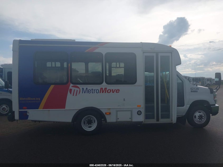 2018 Ford E-350 Cutaway VIN: 1FDEE3FS6JDC33162 Lot: 42482328