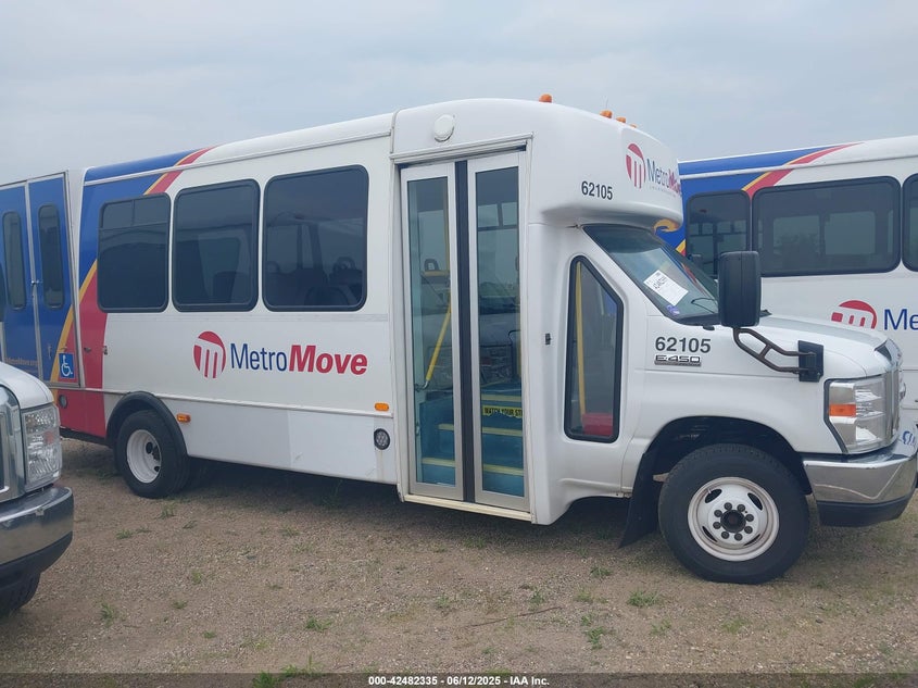 2017 Ford E-450 Cutaway VIN: 1FDFE4FS7HDC67325 Lot: 42482335