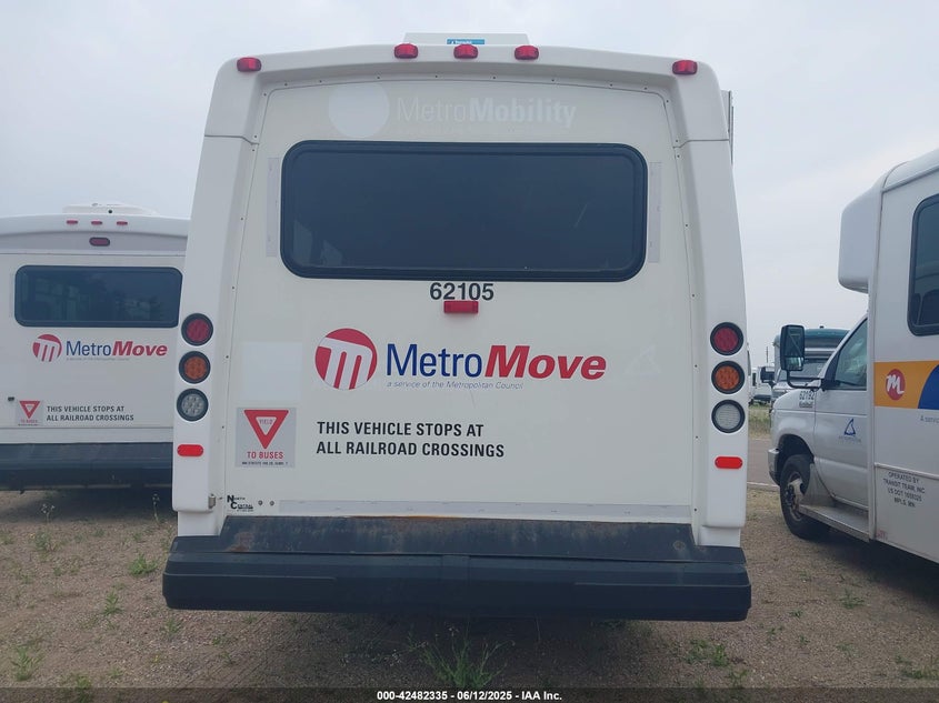 2017 Ford E-450 Cutaway VIN: 1FDFE4FS7HDC67325 Lot: 42482335