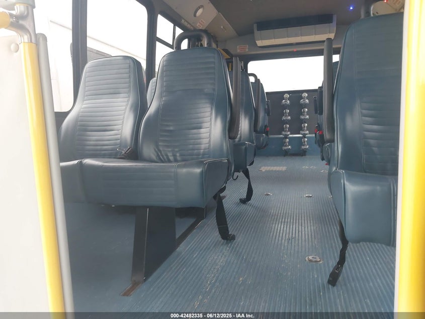 2017 Ford E-450 Cutaway VIN: 1FDFE4FS7HDC67325 Lot: 42482335