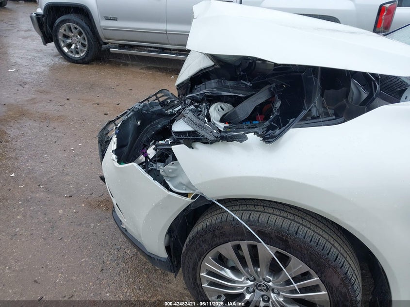 2022 TOYOTA VENZA VIN: JTEAAAAHXNJ114158