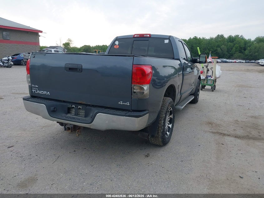 2007 Toyota Tundra Sr5 5.7L V8 VIN: 5TBBV54137S489018 Lot: 42482536