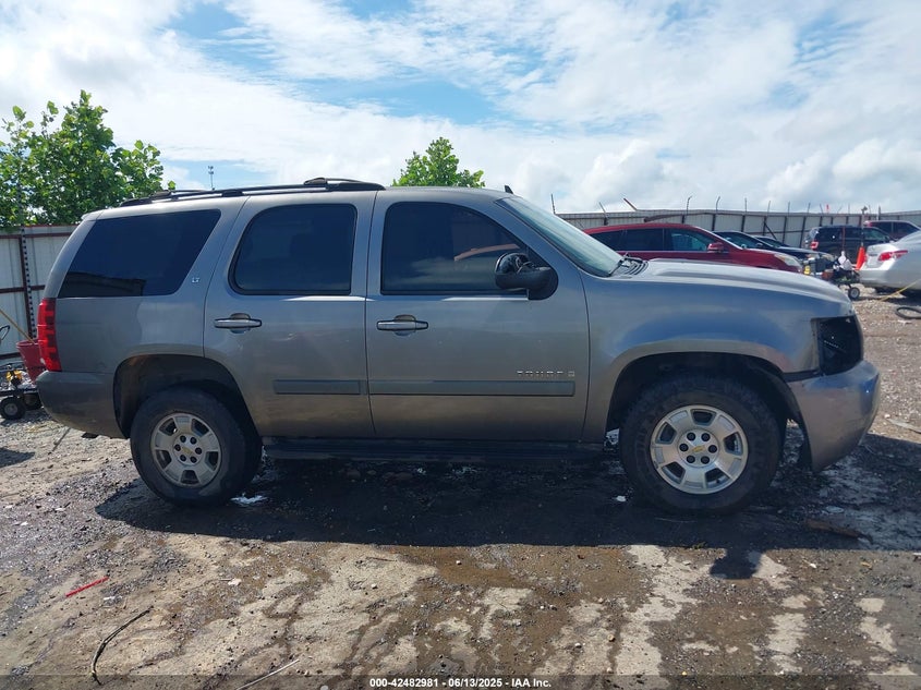 2007 Chevrolet Tahoe Lt VIN: 1GNFK13097R135870 Lot: 42482981