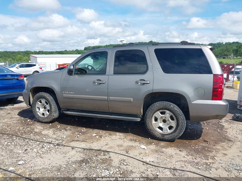 2007 Chevrolet Tahoe Lt VIN: 1GNFK13097R135870 Lot: 42482981