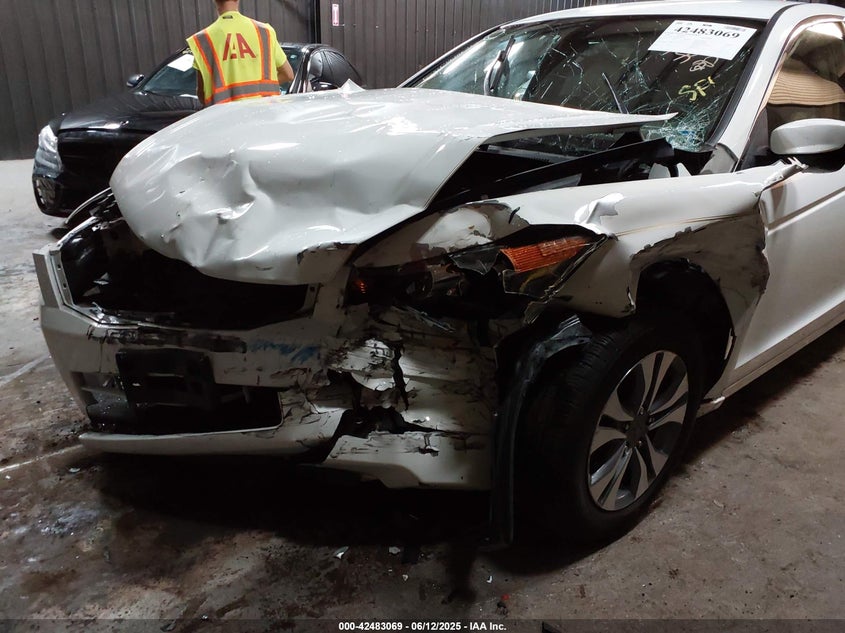 2008 Honda Accord 2.4 Lx VIN: 1HGCP26348A209717 Lot: 42483069