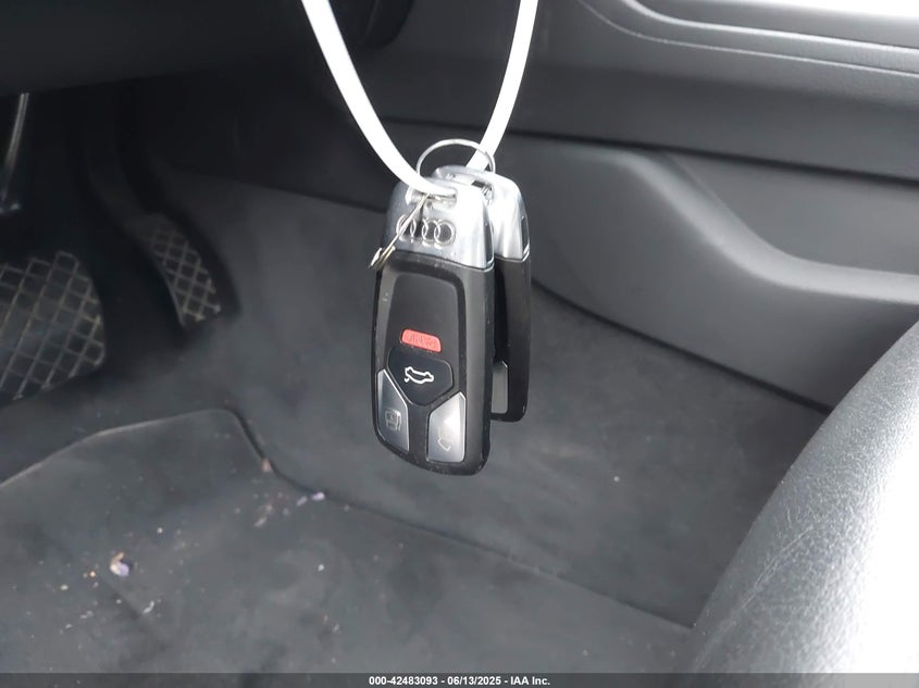 2018 AUDI A4 2.0T TECH ULTRA PREMIUM/2.0T ULTRA PREMIUM - WAUKMAF42JA067558