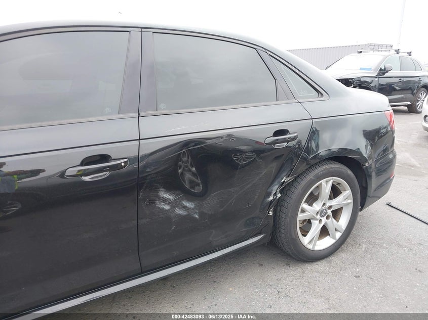 2018 AUDI A4 2.0T TECH ULTRA PREMIUM/2.0T ULTRA PREMIUM - WAUKMAF42JA067558