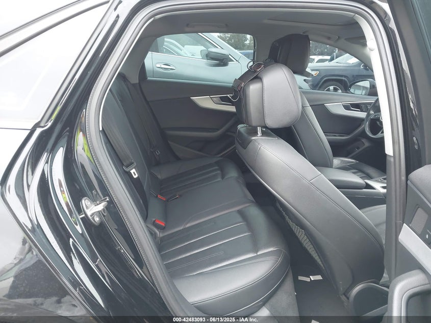 2018 AUDI A4 2.0T TECH ULTRA PREMIUM/2.0T ULTRA PREMIUM - WAUKMAF42JA067558