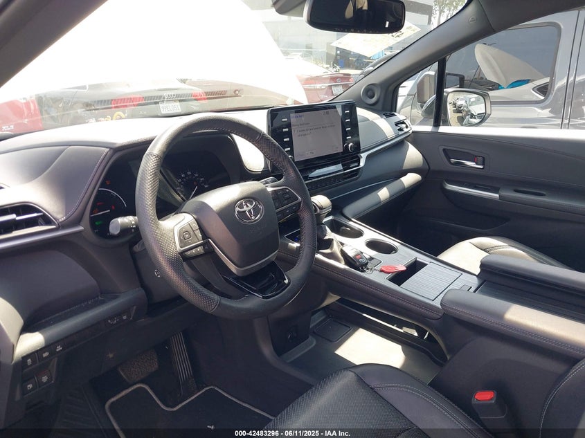 2023 TOYOTA SIENNA 25TH ANNIVERSARY EDITION - 5TDCSKFCXPS074361