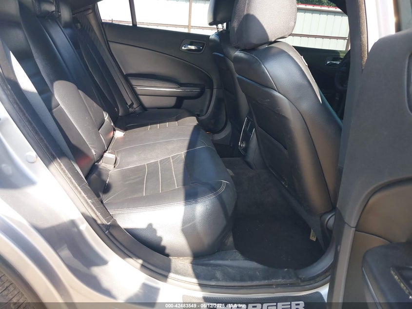 2011 DODGE CHARGER VIN: 2B3CL3CG9BH520969