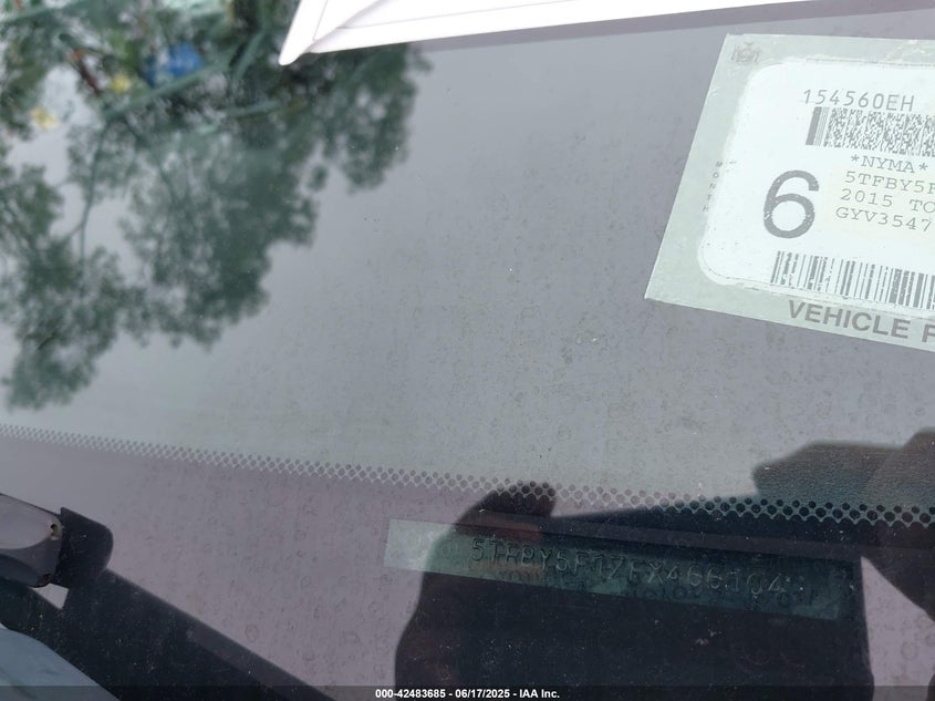 2015 TOYOTA TUNDRA LIMITED 5.7L V8 - 5TFBY5F17FX466104