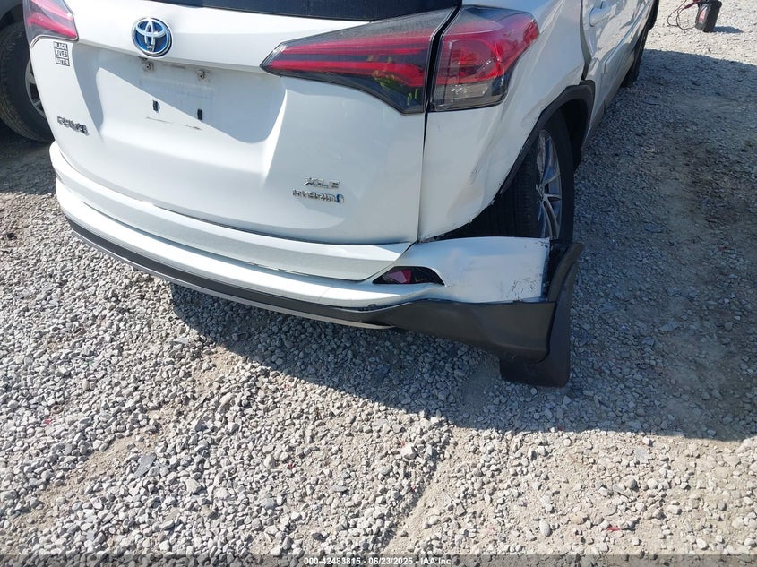 2018 TOYOTA RAV4 HYBRID XLE - JTMRJREV8JD155841