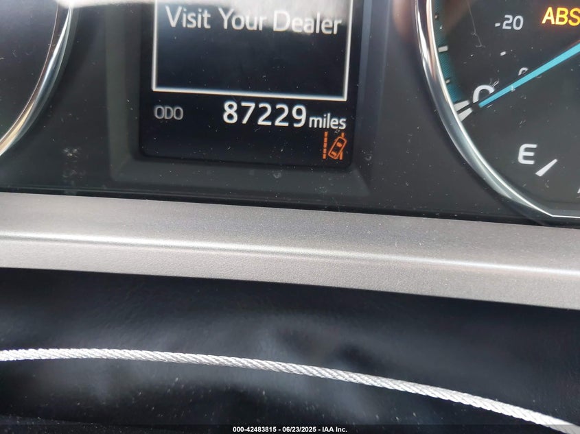 2018 TOYOTA RAV4 HYBRID XLE - JTMRJREV8JD155841