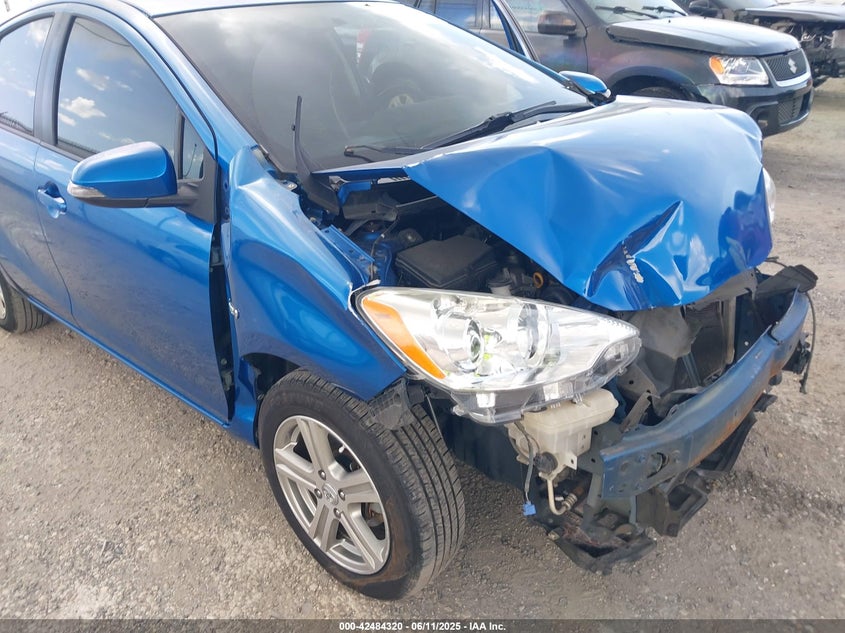 2012 TOYOTA PRIUS C VIN: JTDKDTB34C1501316