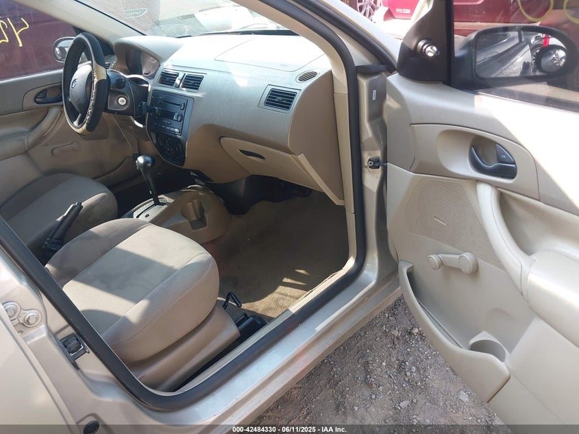 2007 FORD FOCUS VIN: 1FAFP34N07W271344