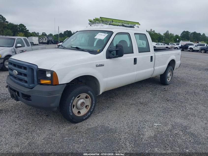 1FTSW21557EA62536 2007 FORD F250 photo no. 2