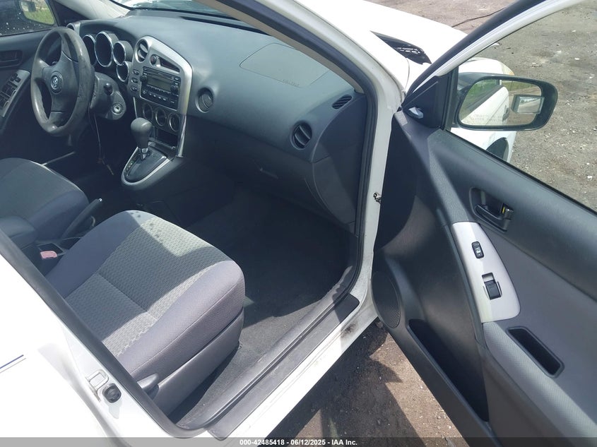 2008 TOYOTA MATRIX VIN: 2T1KR32E68C707355