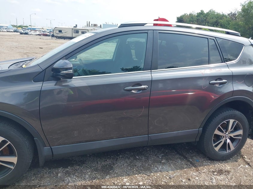 2017 TOYOTA RAV4 XLE - 2T3RFREV3HW672141