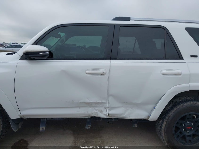 2023 TOYOTA 4RUNNER SR5 PREMIUM - JTEFU5JR4P5280720