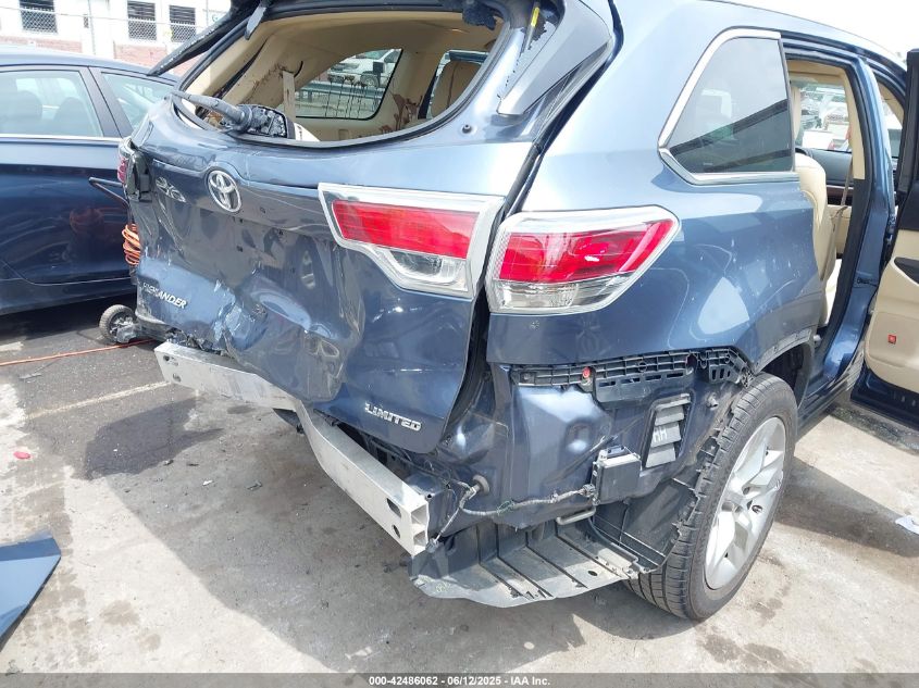 2015 Toyota Highlander Limited Platinum V6 VIN: 5TDYKRFH8FS101291 Lot: 42486062
