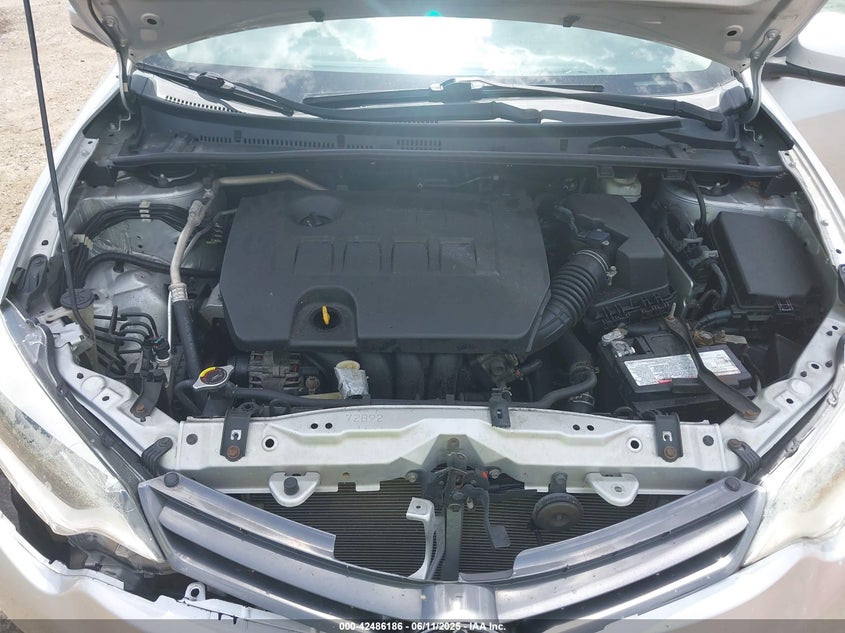 2015 TOYOTA COROLLA LE - 2T1BURHEXFC242245