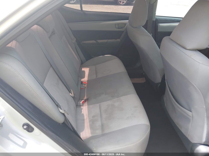 2015 TOYOTA COROLLA LE - 2T1BURHEXFC242245